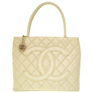 Chanel reion tote bag caviar skin Ivory White gray